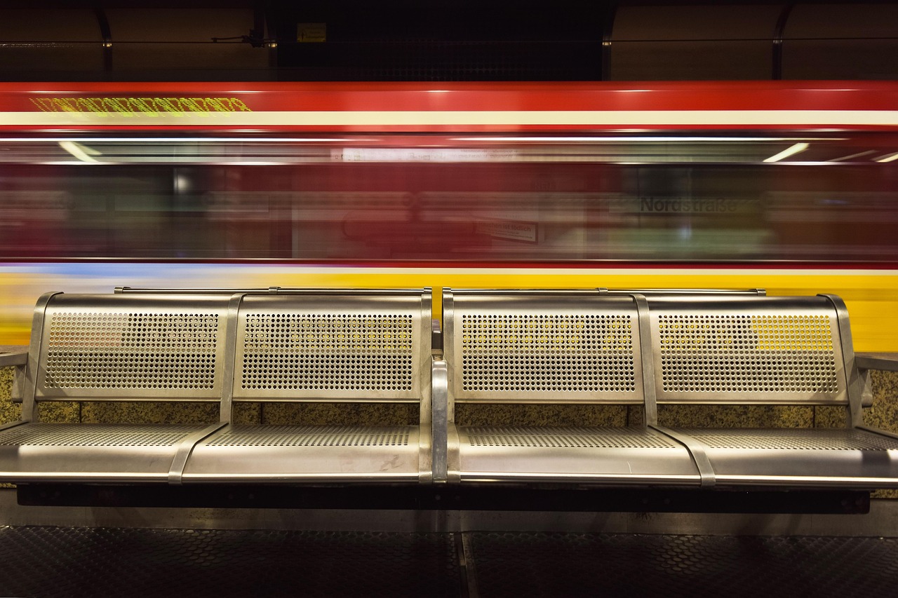 découvrez l'univers du développement cross-platform, une approche innovante permettant de créer des applications compatibles avec plusieurs systèmes d'exploitation. optimisez votre temps et vos ressources tout en atteignant un public plus large avec des solutions adaptées à tous les appareils.